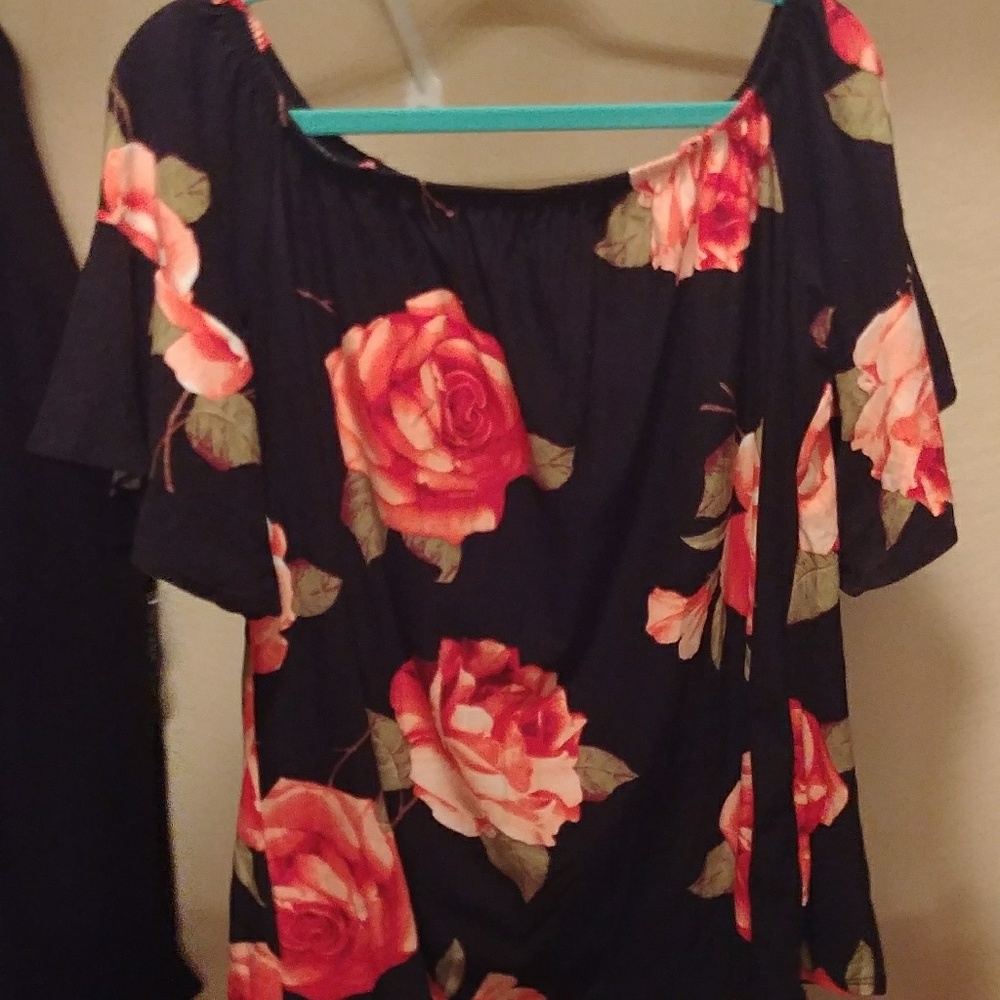 Womens plus size top 3x